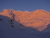 10_Le cime si colorano di rosso